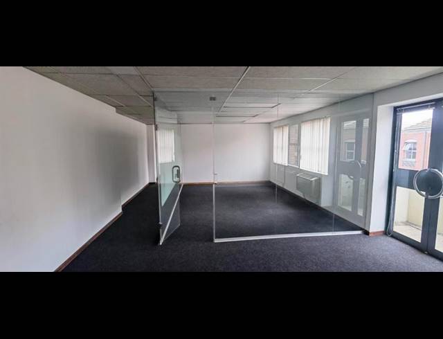 BUSINESS PROPERTY TO RENT IN MENLYN